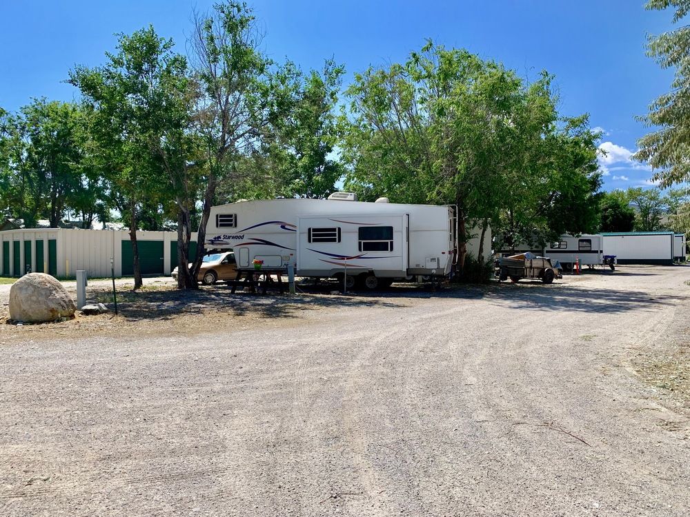 Tahoe Acres: 704 N Front St, Townsend, MT 59644
